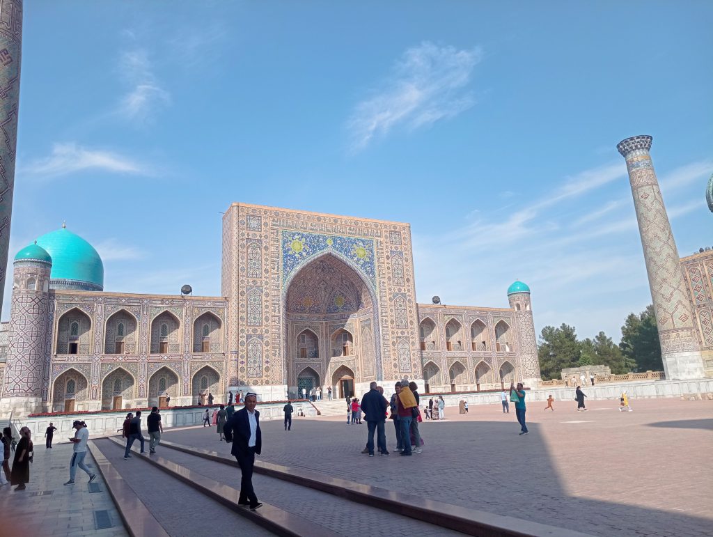 Medrasa Tillya-Kori, Samarkand