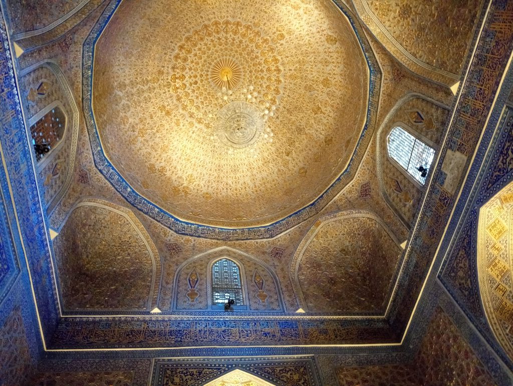 Cupola din incina Mausoleului Gur-Emir, Samarkand