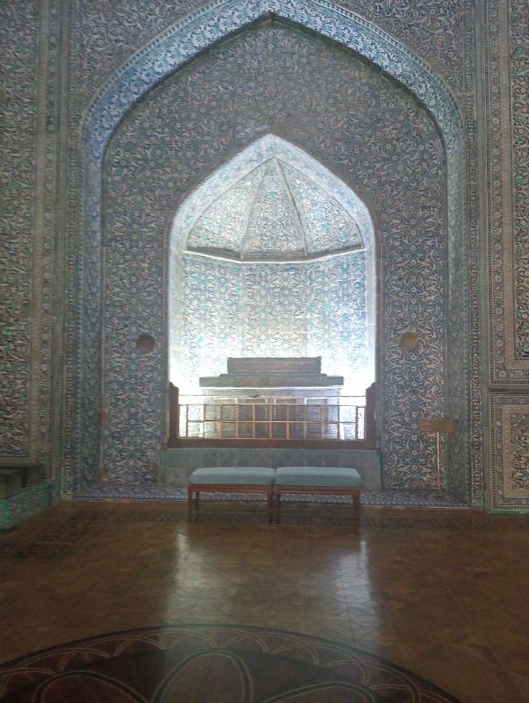 Mausoleul lui Paklavan Makhmud, Khiva