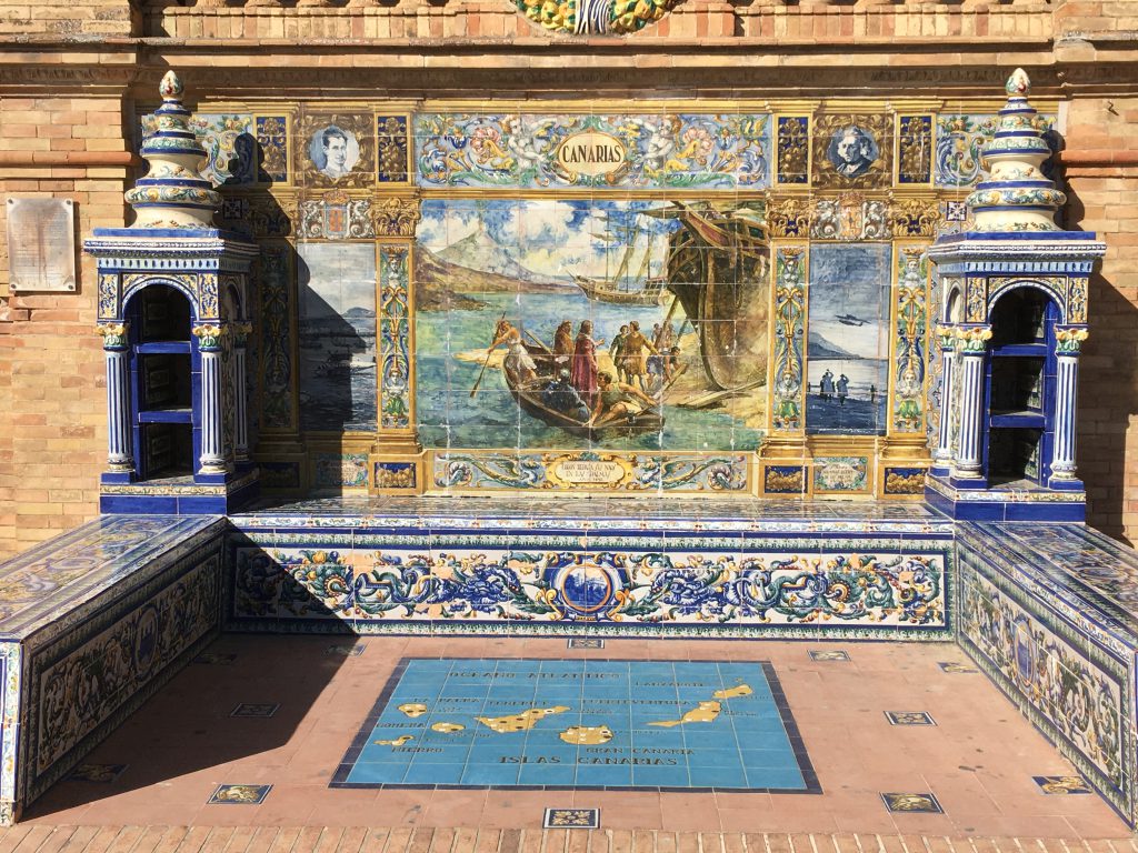 Banci acoperite cu azulejos, Piata Spaniei, Sevilla