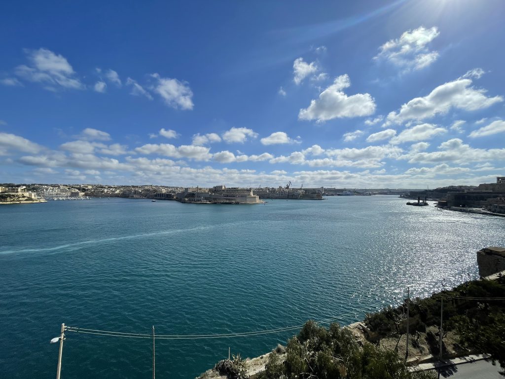 Vedere spectaculoasa din Gradinile Barakka Inferioare