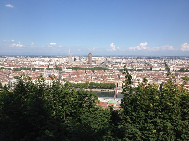 Imagine panoramica a orasului Lyon