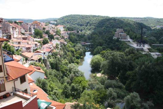 Veliko Tarnovo, vedere catre Raul Iantra